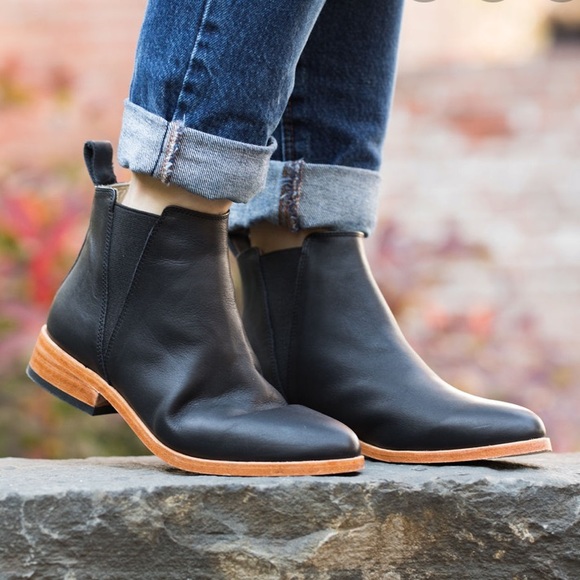 Nisolo Shoes - Nisolo Black Leather Chelsea Ankle Boots